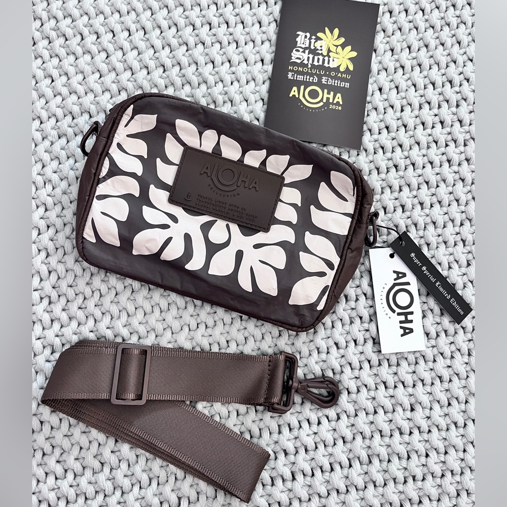 Aloha Collection• SUPER SPECIAL LIMITED EDITION APPLIQUE Le Tour Coconut Sands - Picture 9 of 9